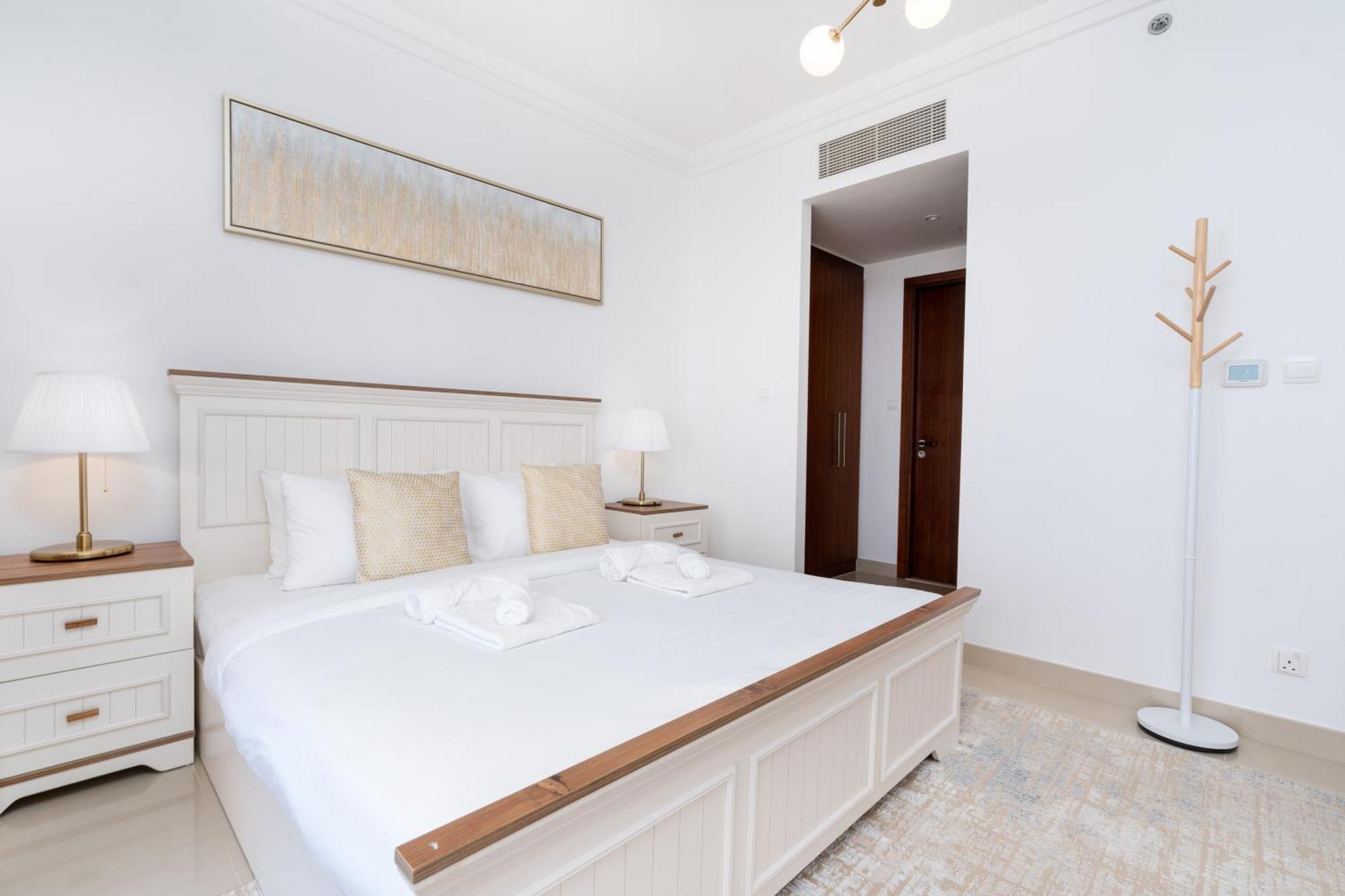 Lux Apt-Burj View Opp. Dxb Mall Дубай Экстерьер фото